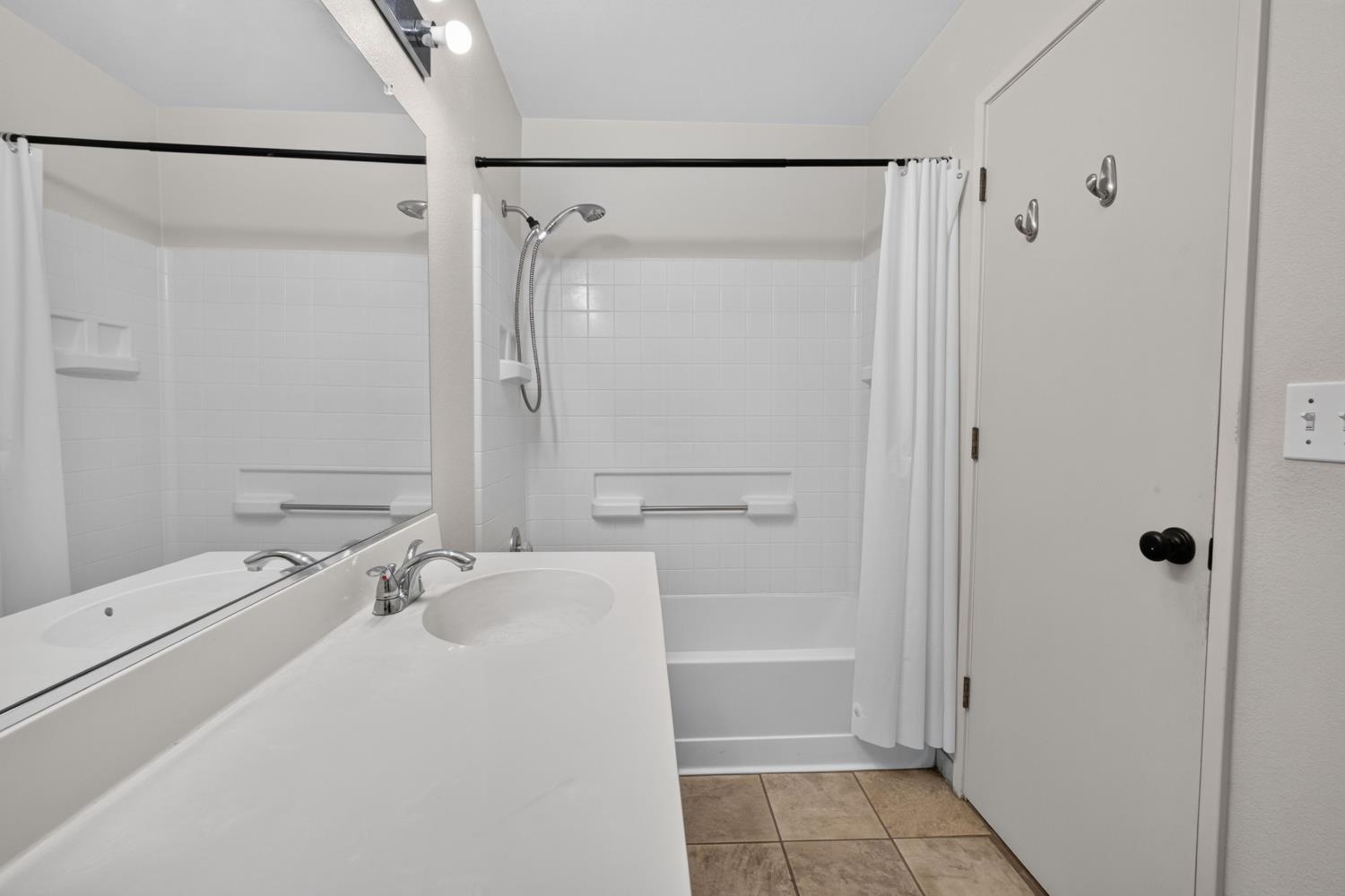 2149 Spy Glass Ct, Merced, CA 95340