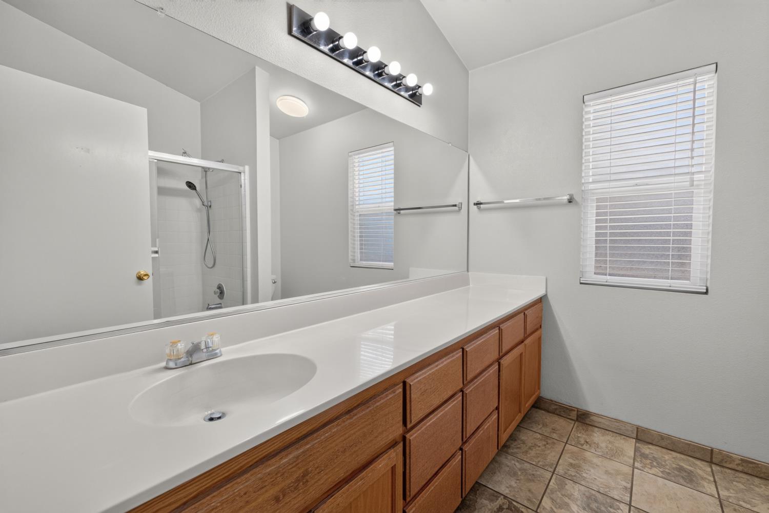 2149 Spy Glass Ct, Merced, CA 95340
