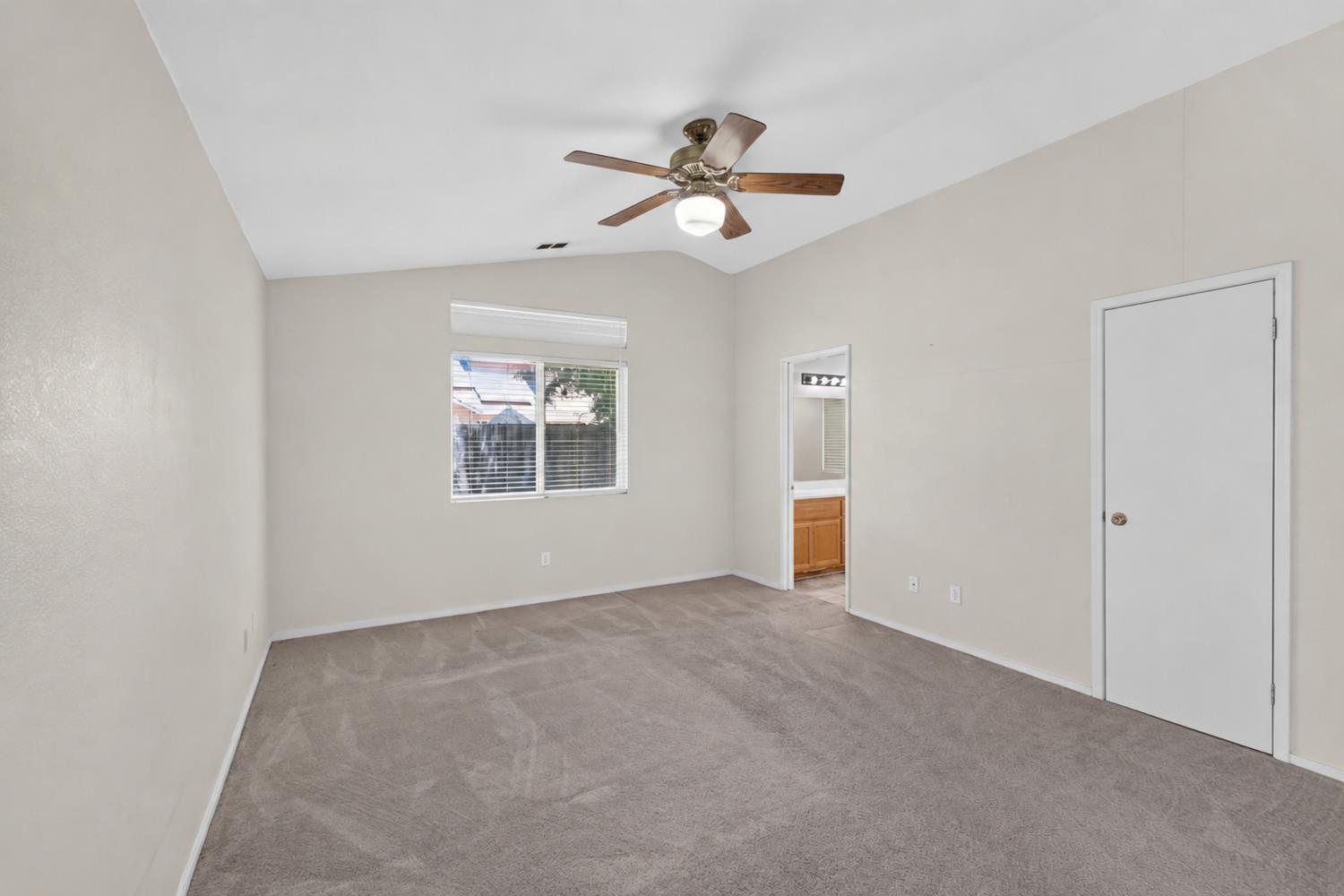 2149 Spy Glass Ct, Merced, CA 95340