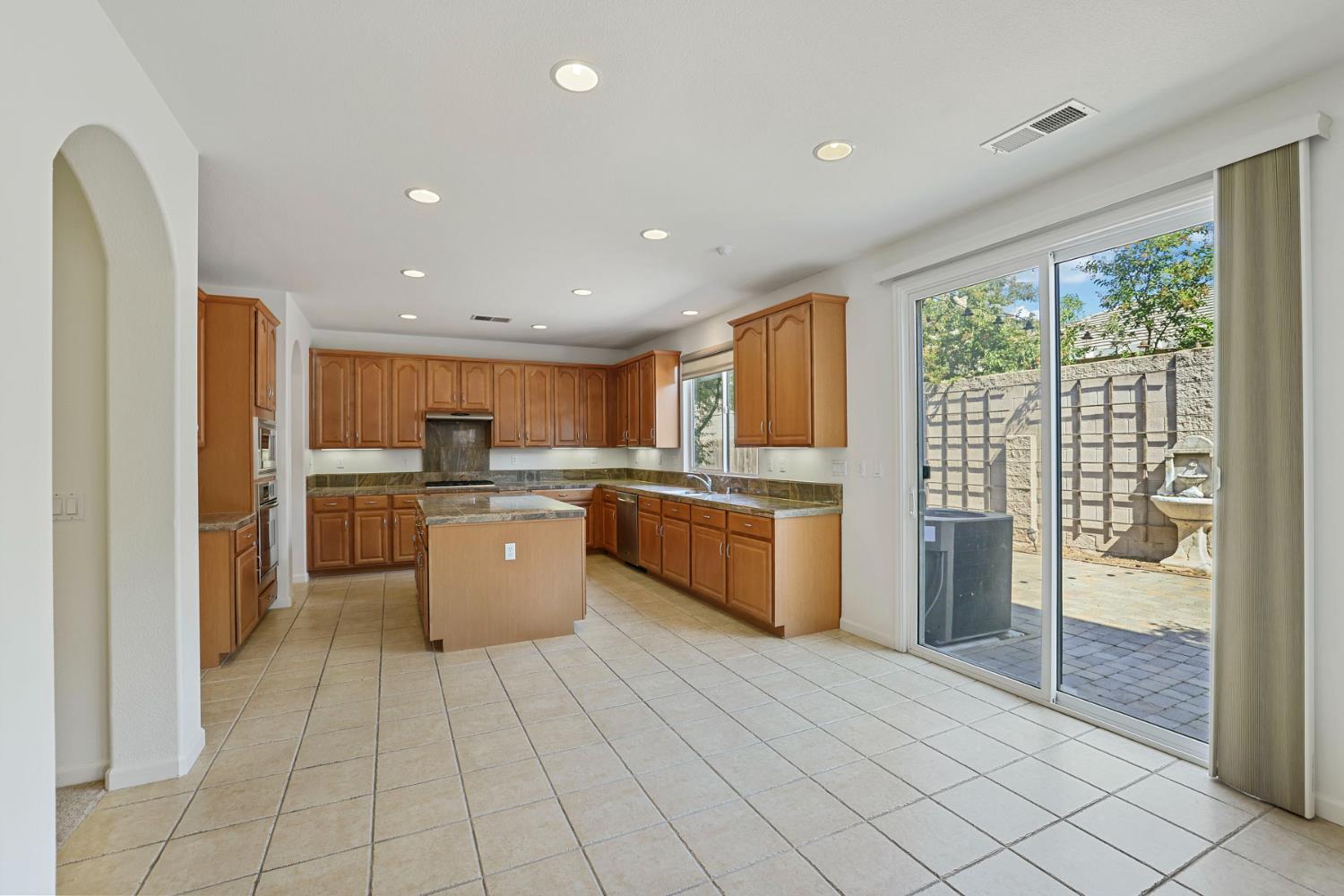 3901 Ruffed Grouse Ln, Modesto, CA 95355