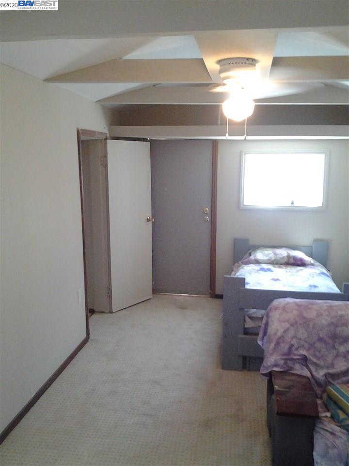407 Thrasher Ave, Modesto, CA 95354