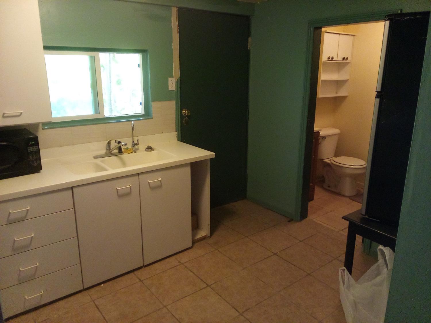 407 Thrasher Ave, Modesto, CA 95354