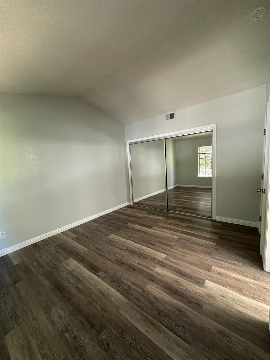 3925 Dale Rd #G, Modesto, CA 95356