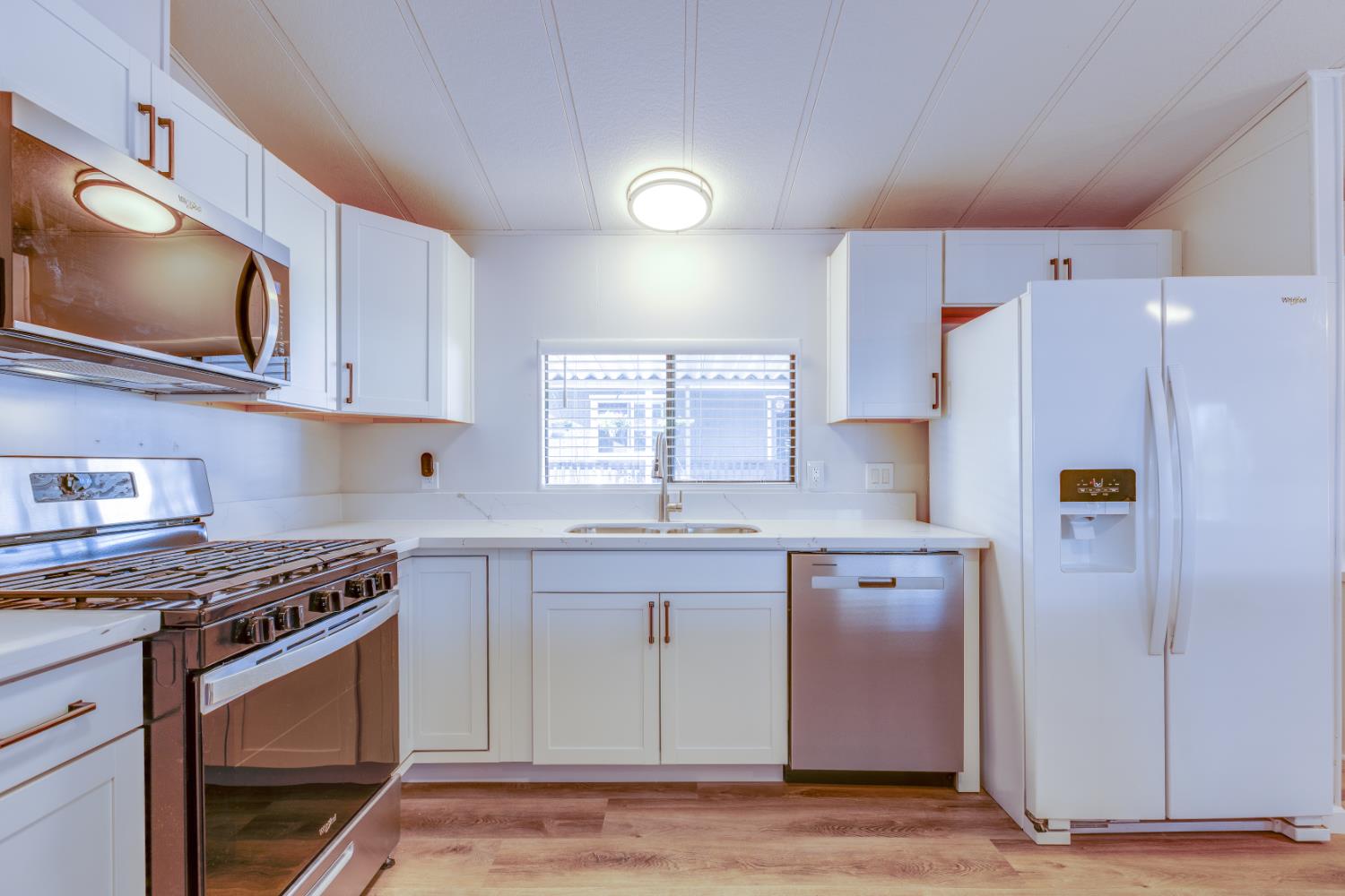 1459 Standiford #80, Modesto, CA 95350