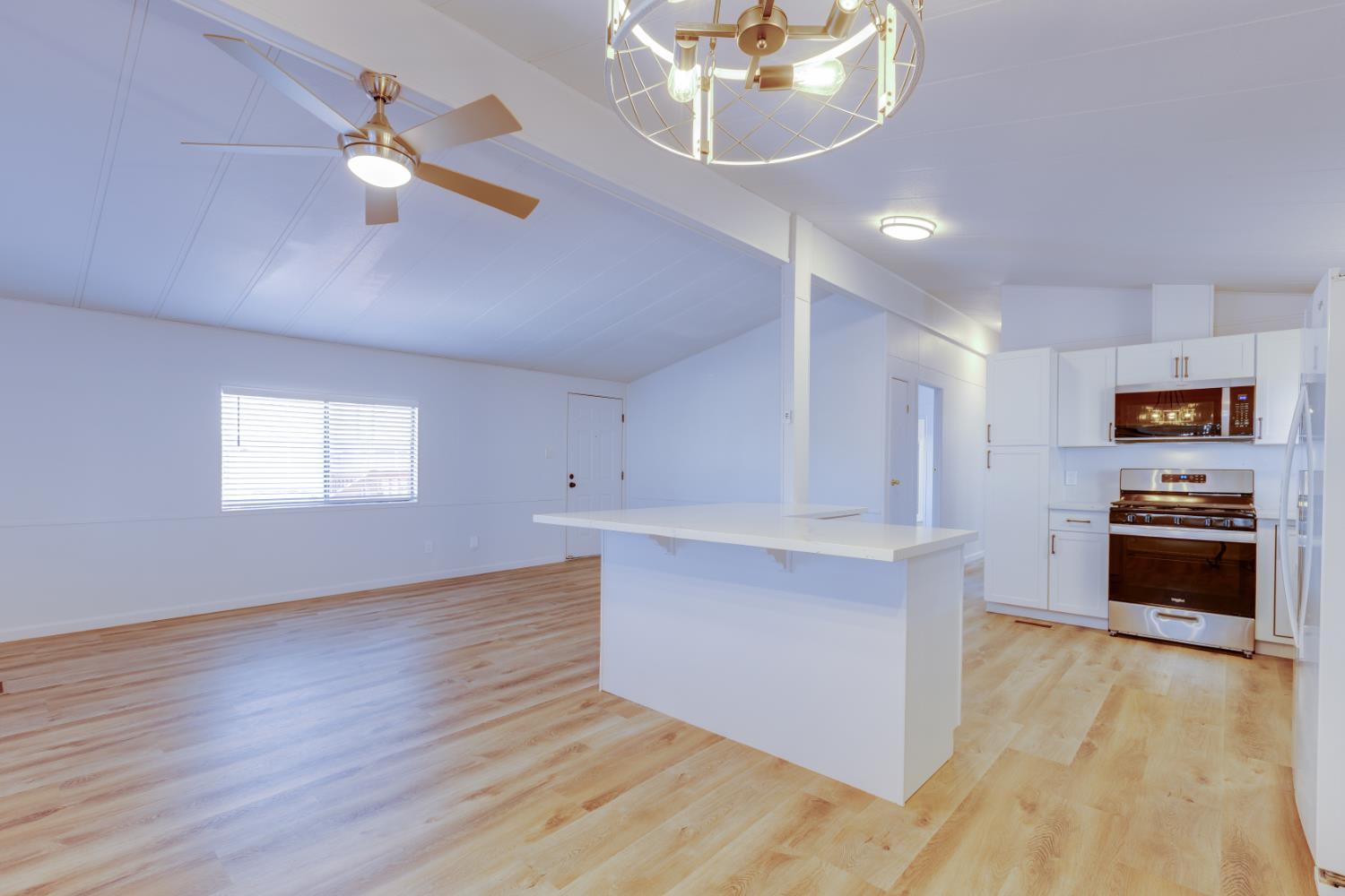 1459 Standiford #80, Modesto, CA 95350