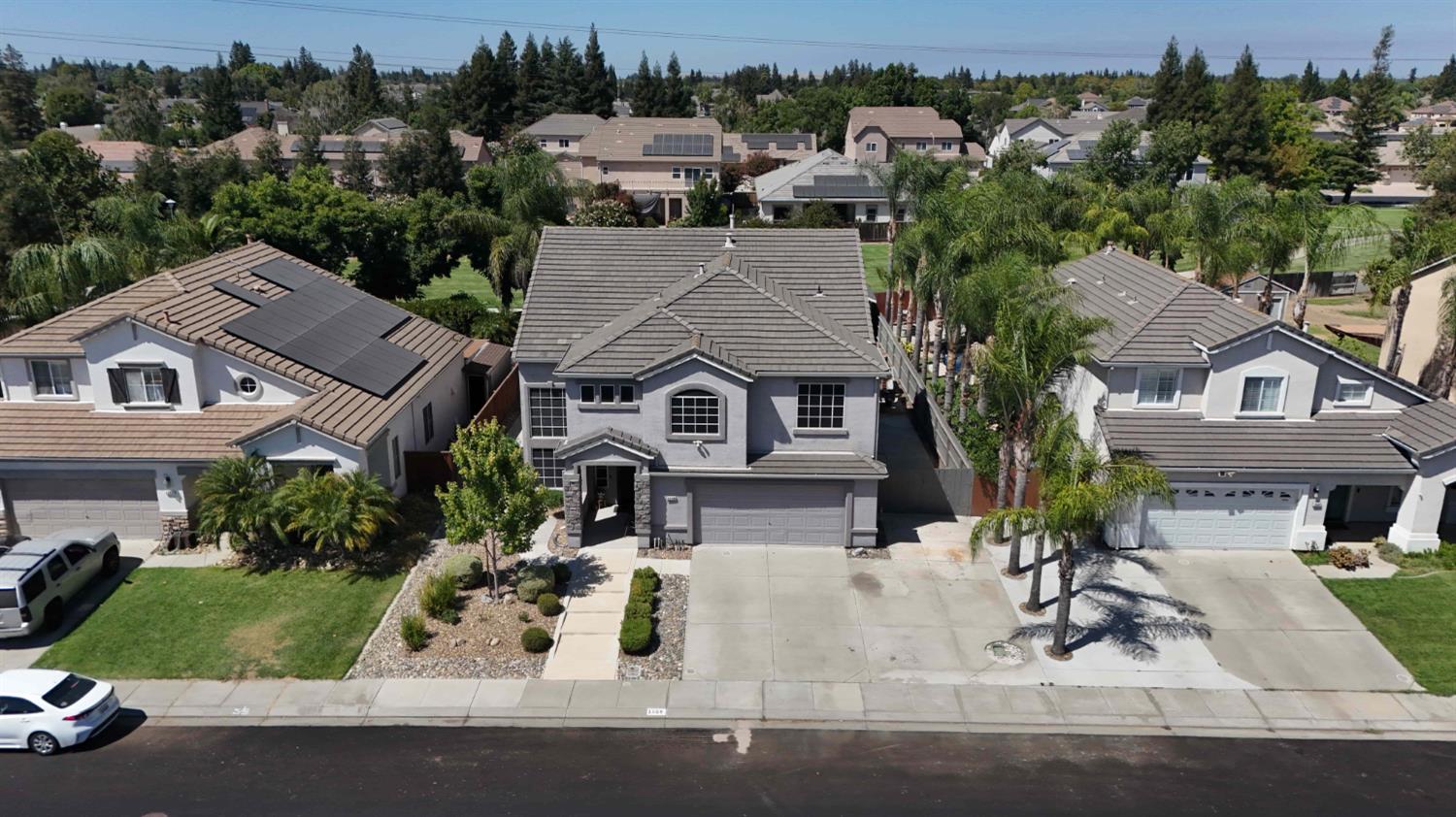 1559 Sierra Creek Dr, Manteca, CA 95336
