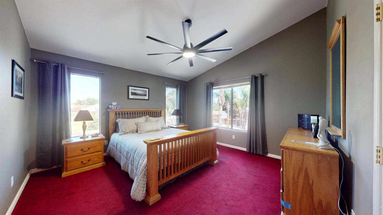 1559 Sierra Creek Dr, Manteca, CA 95336