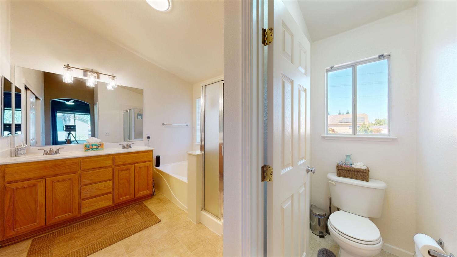 1559 Sierra Creek Dr, Manteca, CA 95336