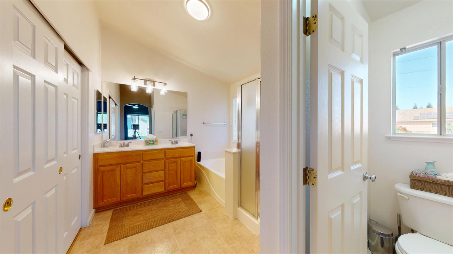 1559 Sierra Creek Dr, Manteca, CA 95336