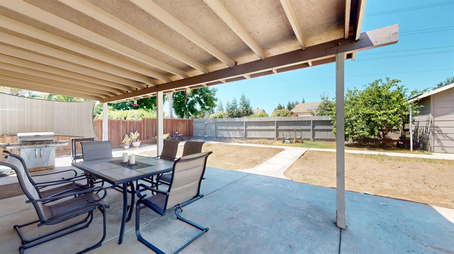 1559 Sierra Creek Dr, Manteca, CA 95336
