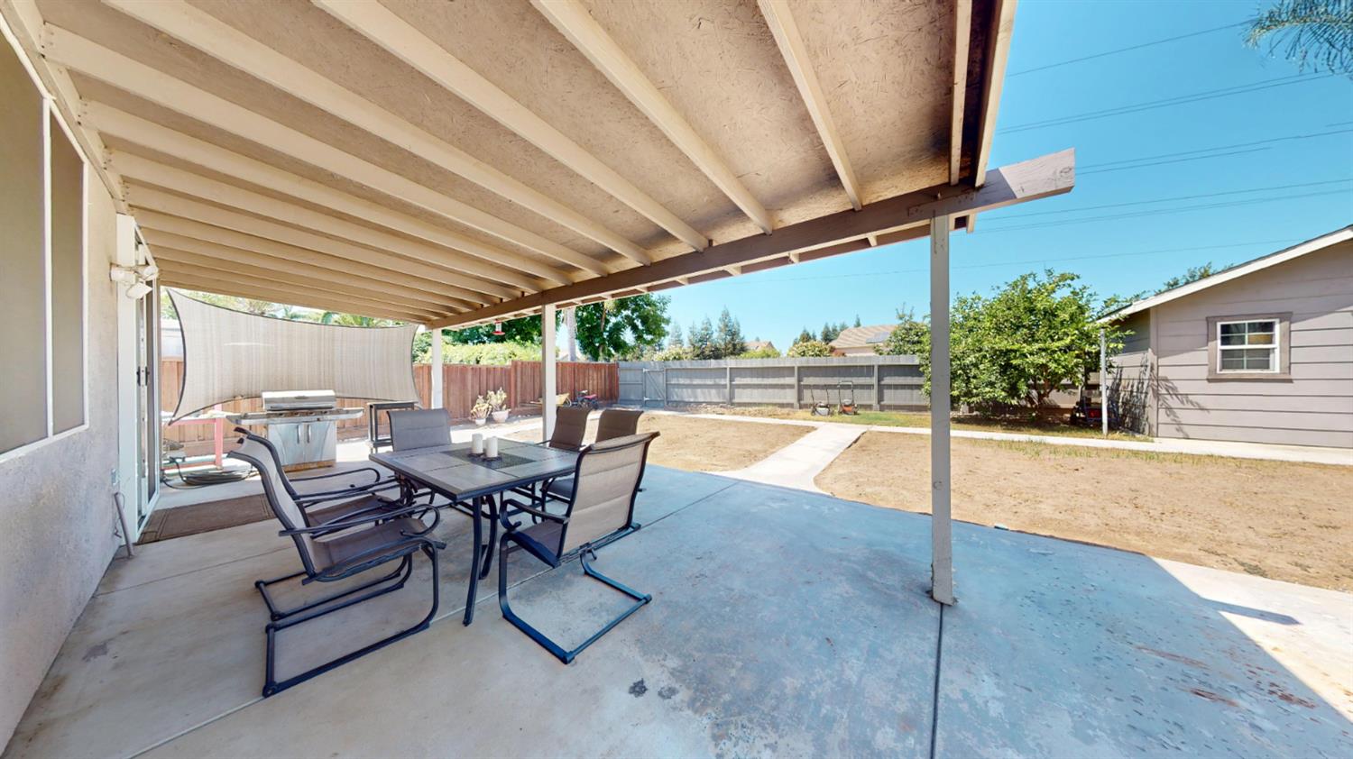 1559 Sierra Creek Dr, Manteca, CA 95336