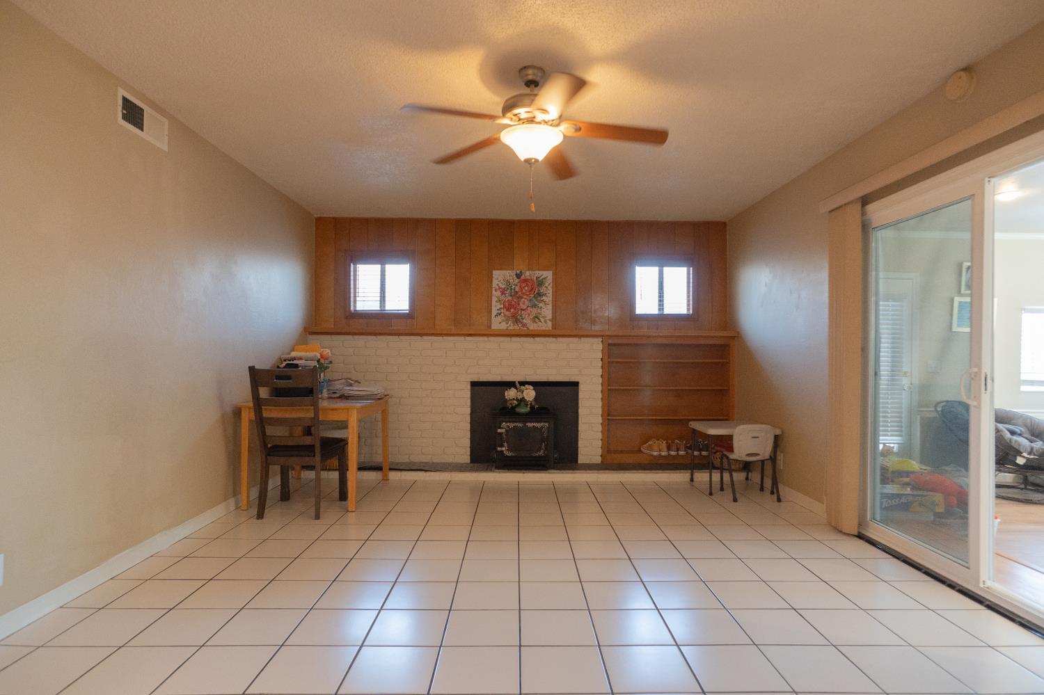 2617 Agnes Way, Merced, CA 95340