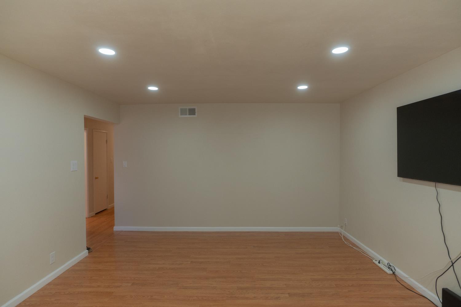 2617 Agnes Way, Merced, CA 95340