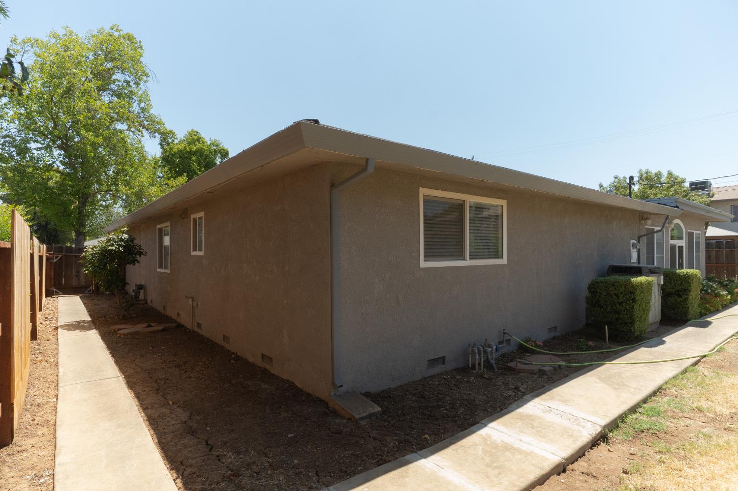 2617 Agnes Way, Merced, CA 95340