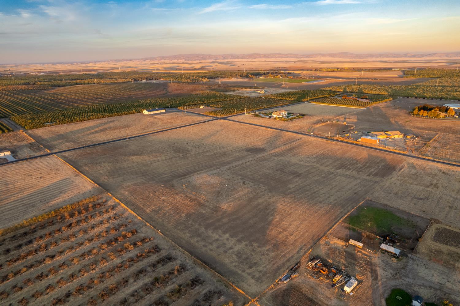 8665 La Castella, Escalon, CA 95320