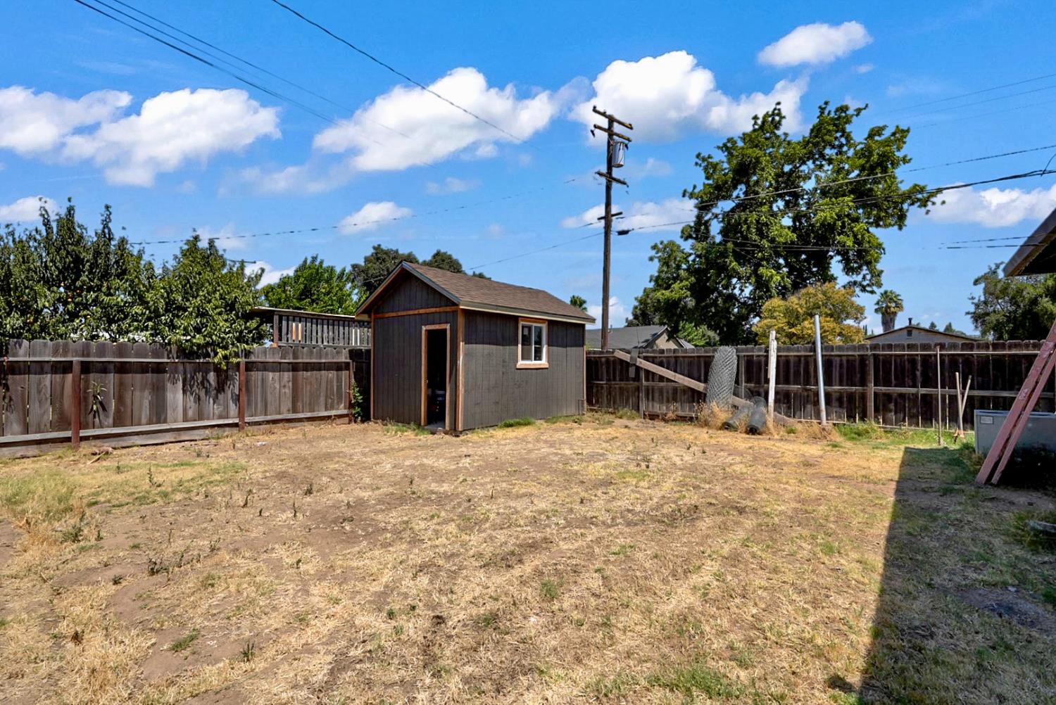 12821 Main St, Waterford, CA 95386