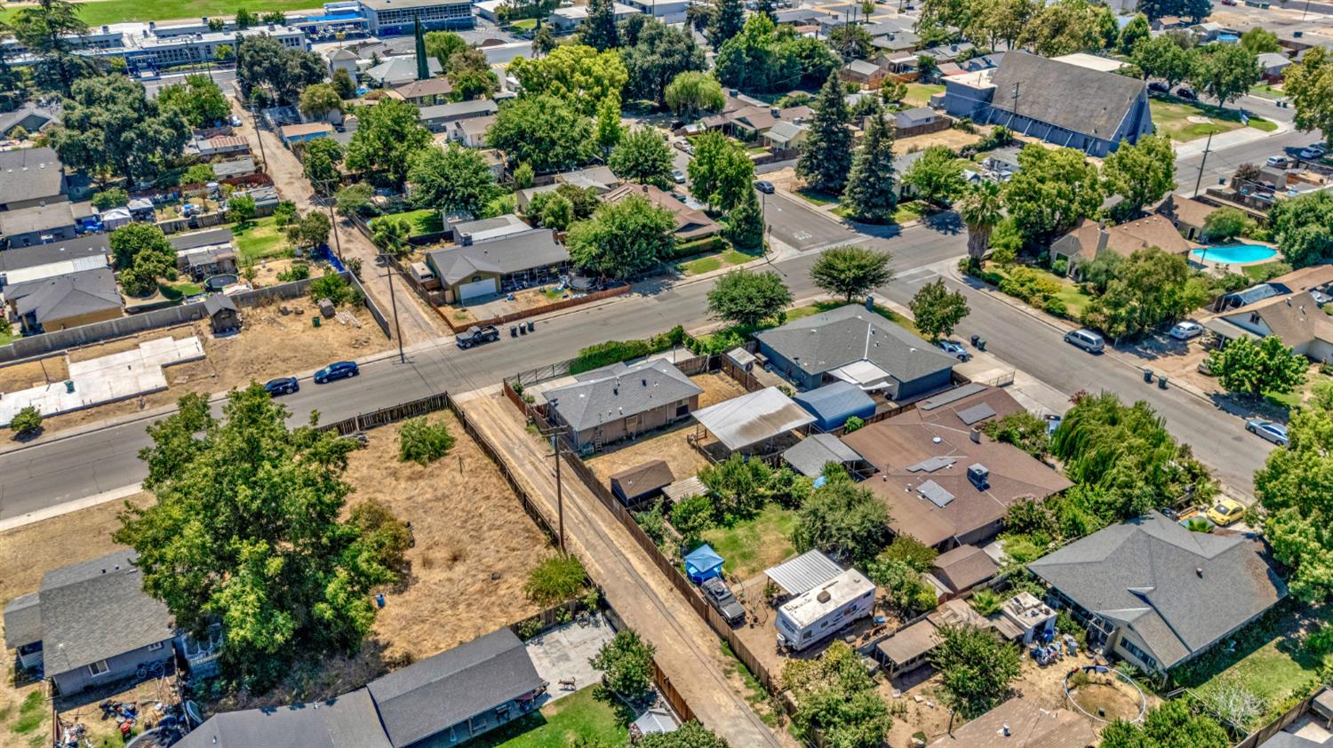 12821 Main St, Waterford, CA 95386