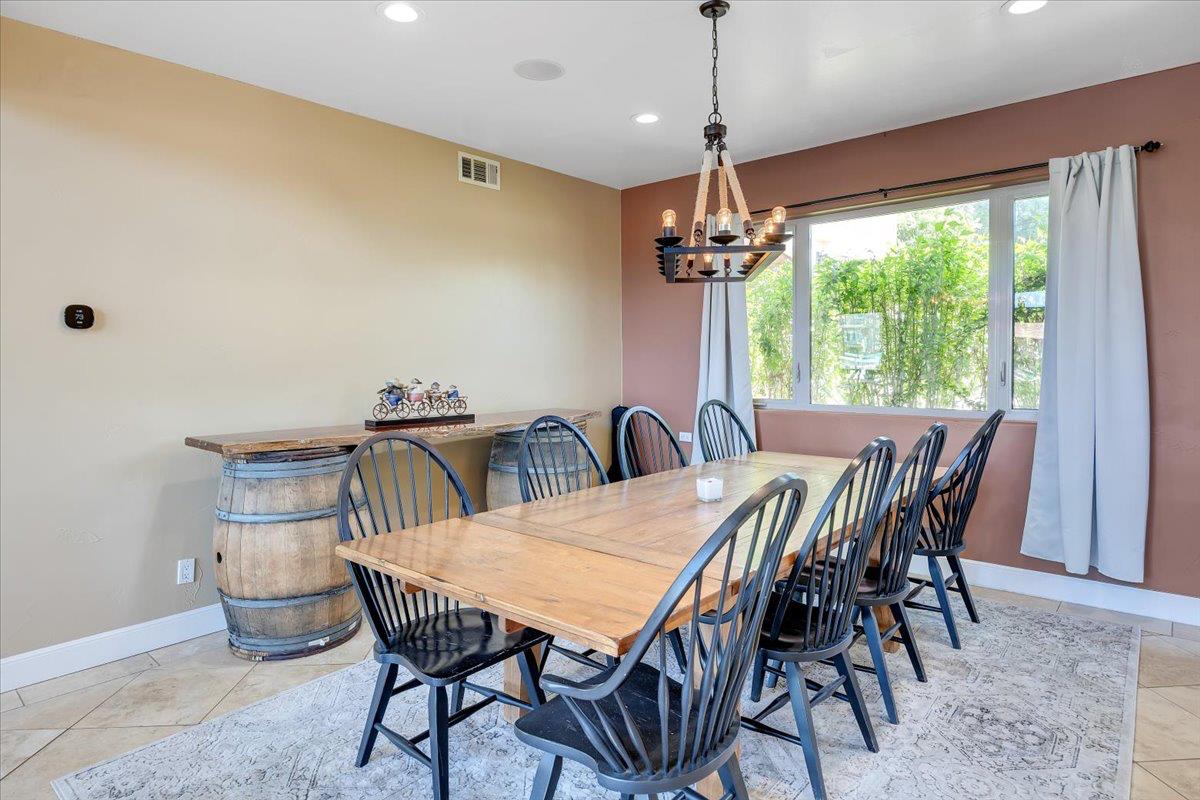 40 Sanguinetti Ct, Copperopolis, CA 95228