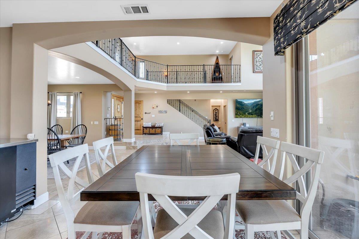 40 Sanguinetti Ct, Copperopolis, CA 95228
