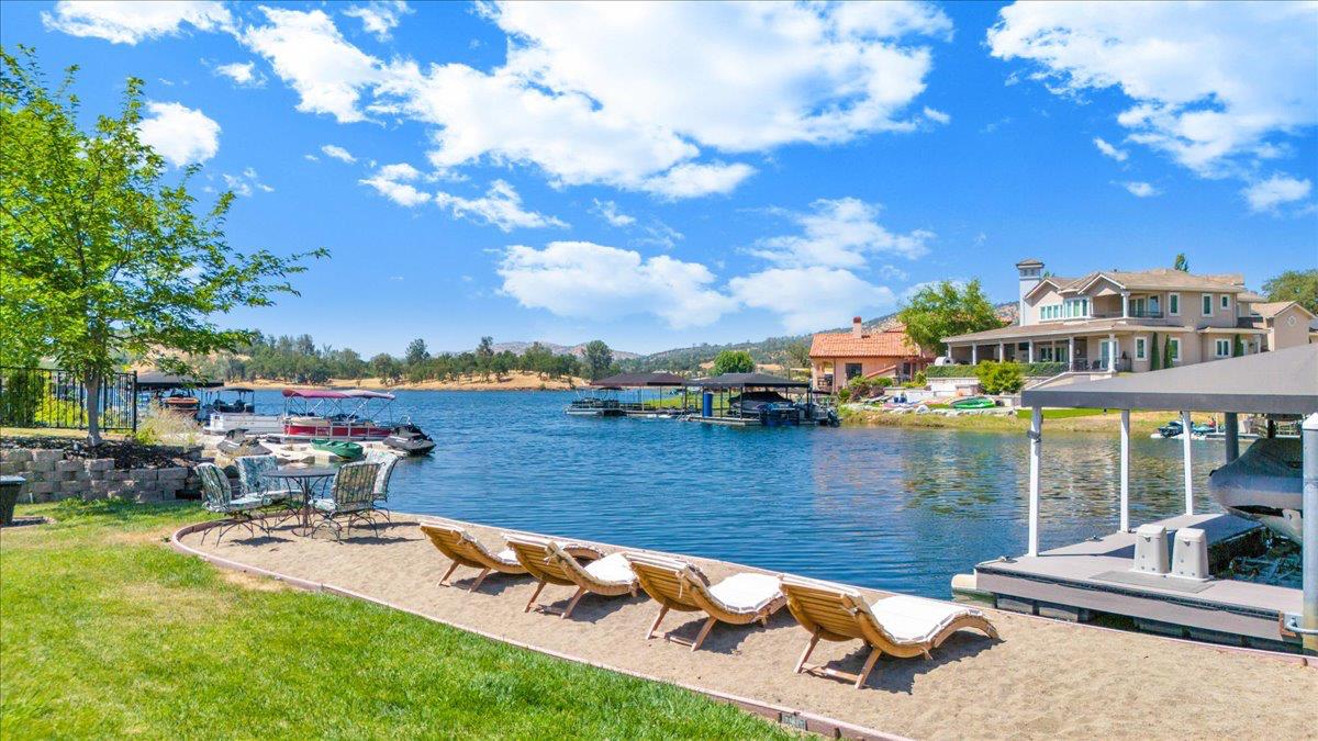 40 Sanguinetti Ct, Copperopolis, CA 95228