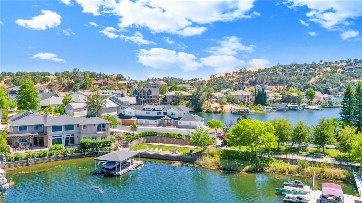 40 Sanguinetti Ct, Copperopolis, CA 95228