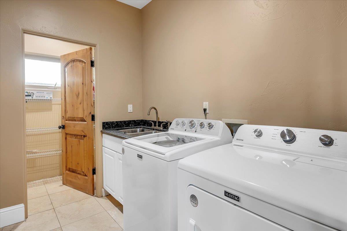 40 Sanguinetti Ct, Copperopolis, CA 95228