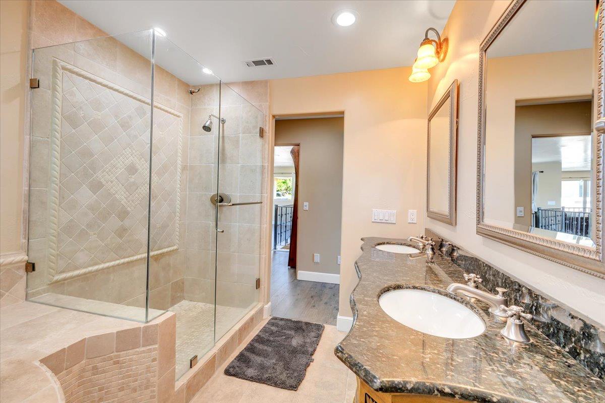 40 Sanguinetti Ct, Copperopolis, CA 95228