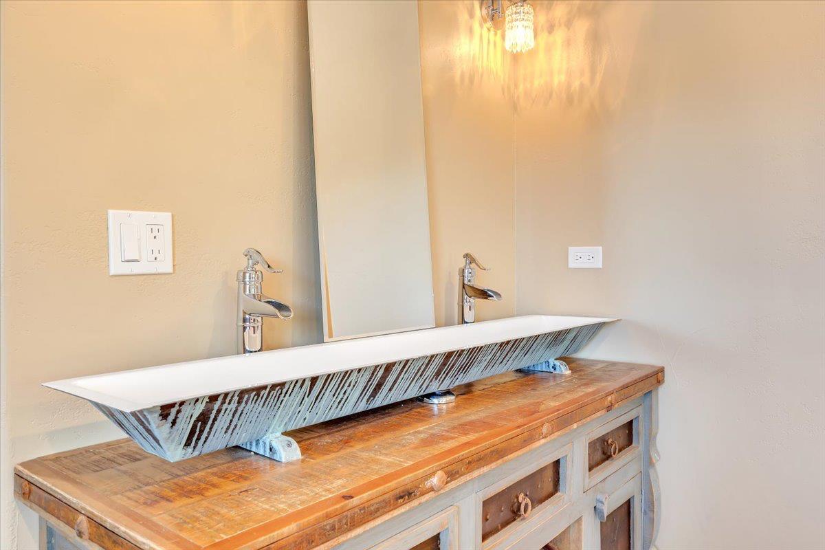 40 Sanguinetti Ct, Copperopolis, CA 95228