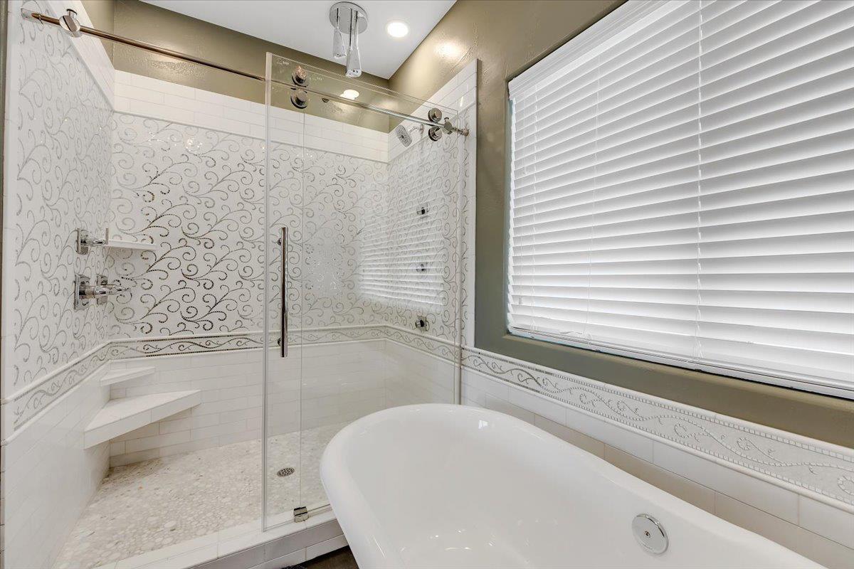 40 Sanguinetti Ct, Copperopolis, CA 95228