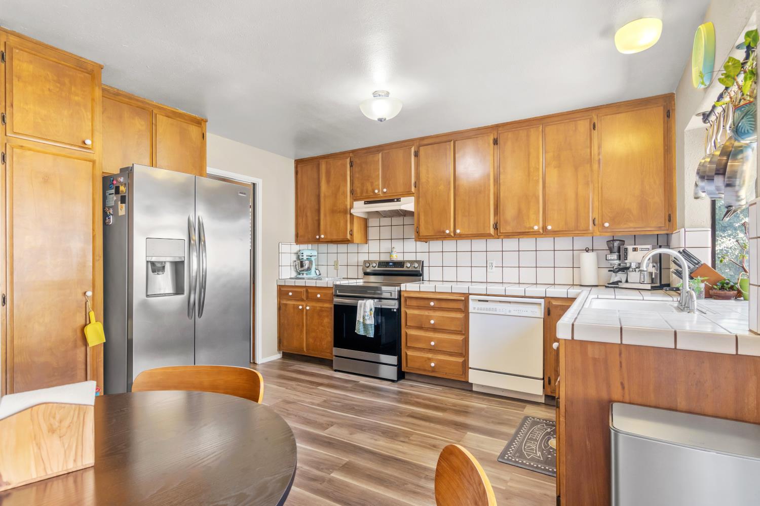 509 Phoenix Ave, Modesto, CA 95354