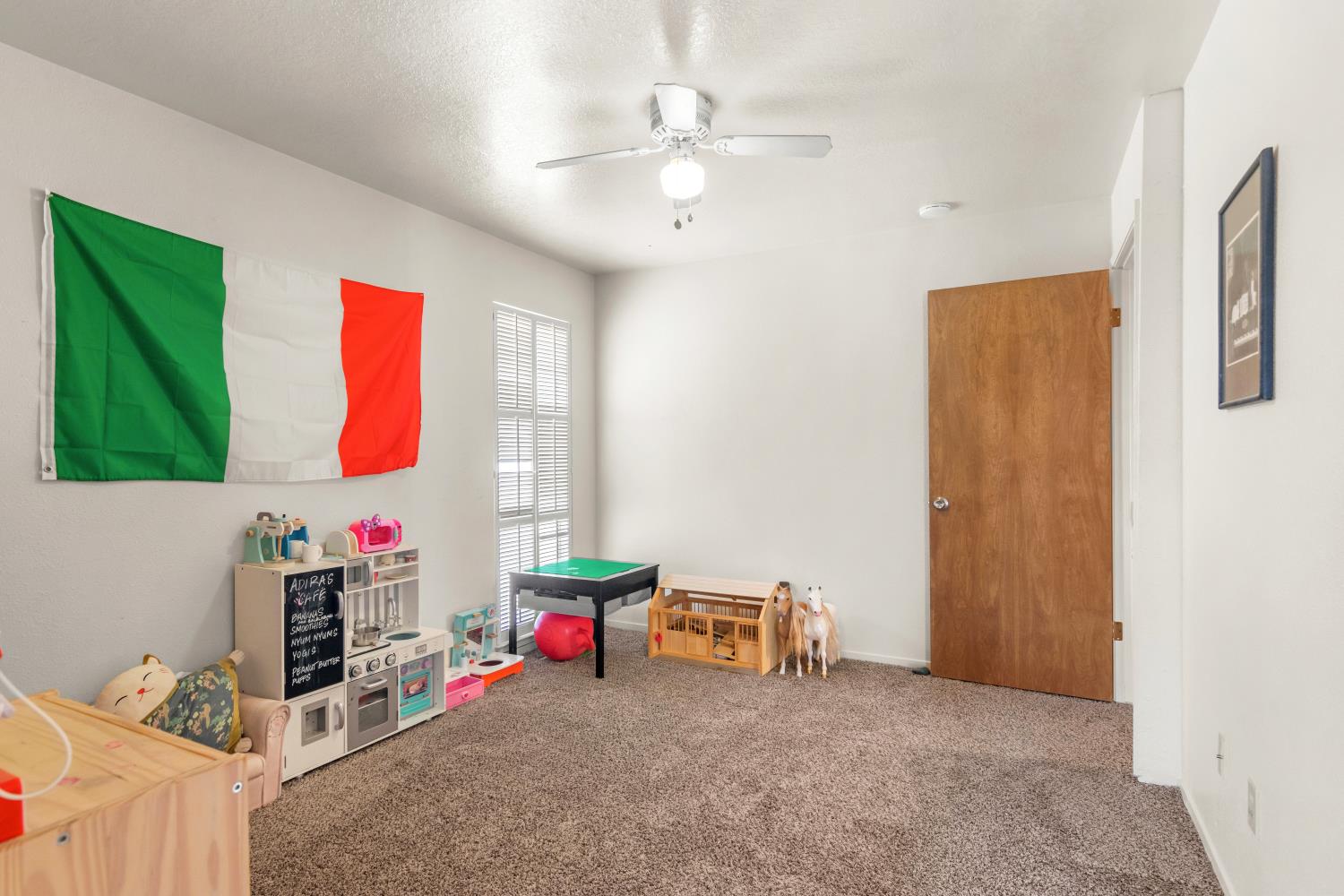 509 Phoenix Ave, Modesto, CA 95354