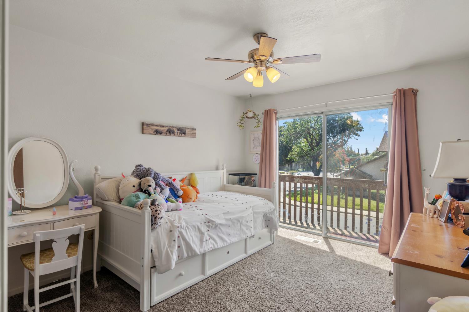 509 Phoenix Ave, Modesto, CA 95354