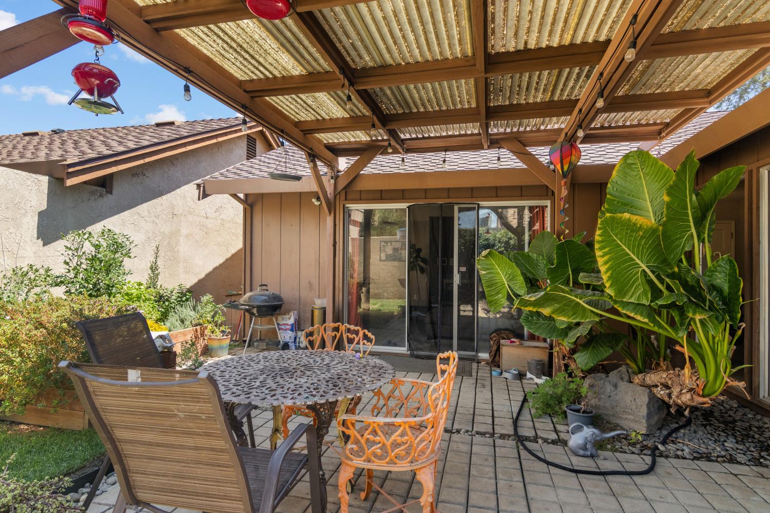 509 Phoenix Ave, Modesto, CA 95354