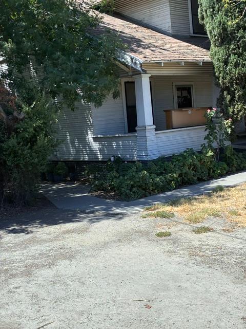 2100 W Main, Turlock, CA 95380