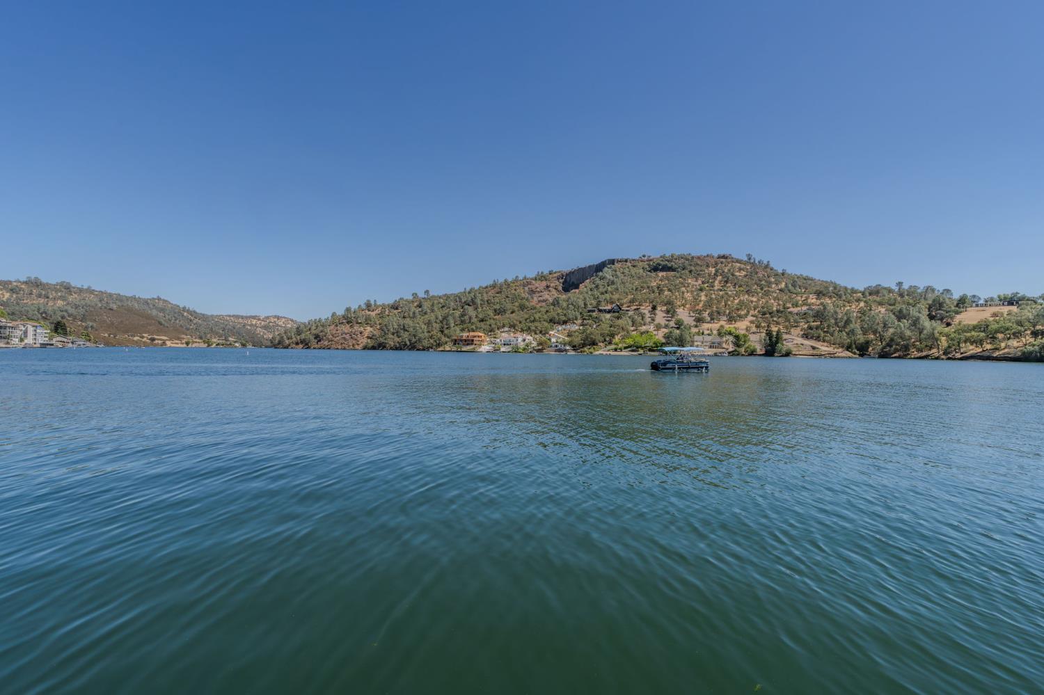 815 Sandy Bar Dr, Copperopolis, CA 95228