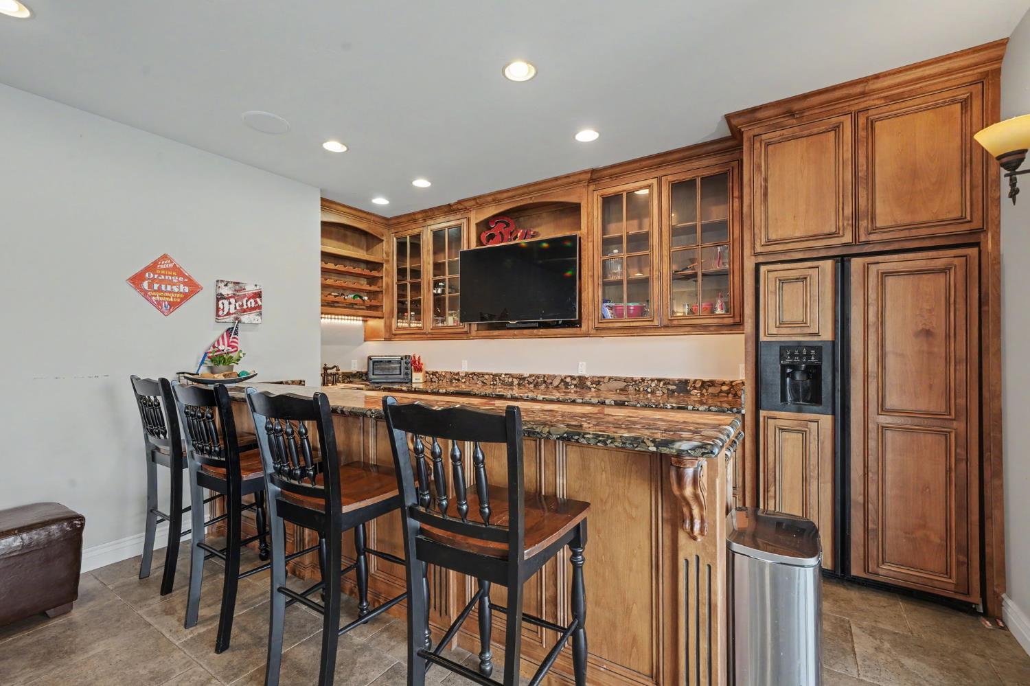 815 Sandy Bar Dr, Copperopolis, CA 95228