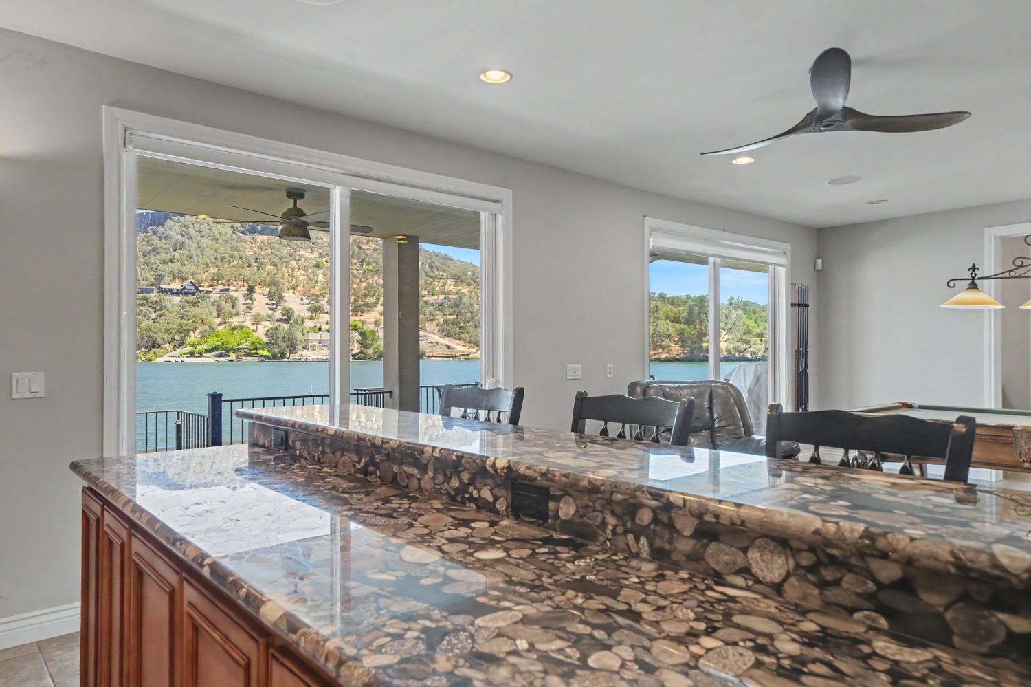 815 Sandy Bar Dr, Copperopolis, CA 95228