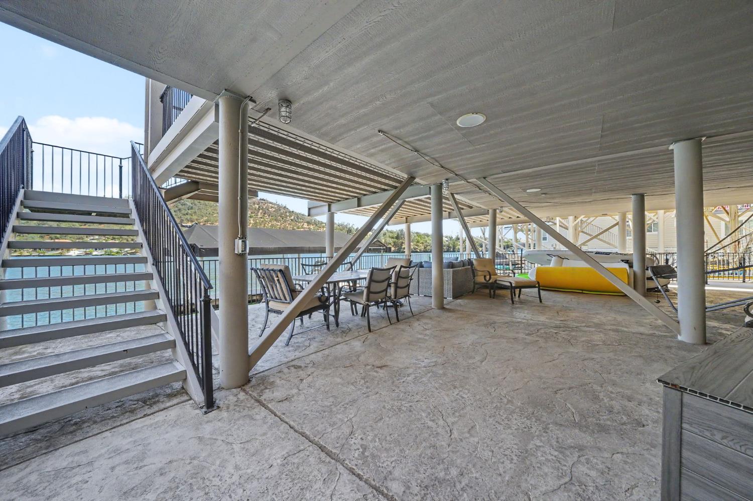 815 Sandy Bar Dr, Copperopolis, CA 95228