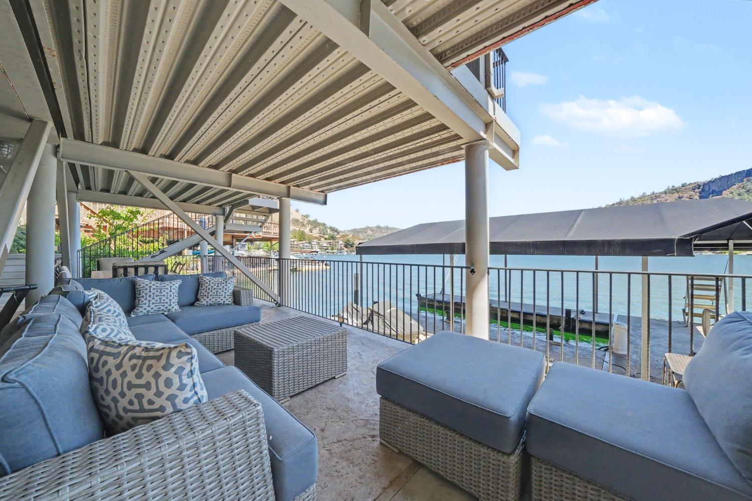815 Sandy Bar Dr, Copperopolis, CA 95228