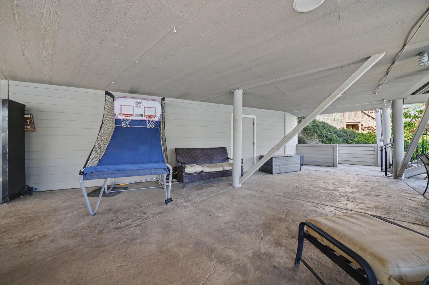 815 Sandy Bar Dr, Copperopolis, CA 95228