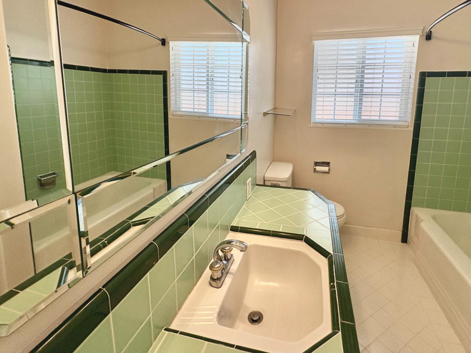 2306 Monte Carlo Ave, Modesto, CA 95350