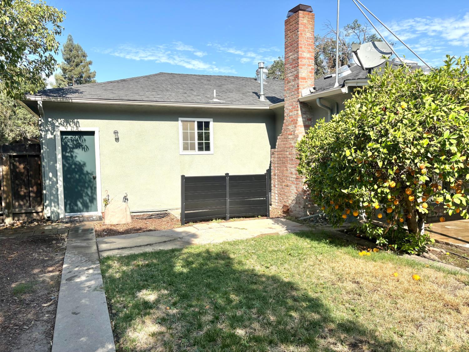 2306 Monte Carlo Ave, Modesto, CA 95350