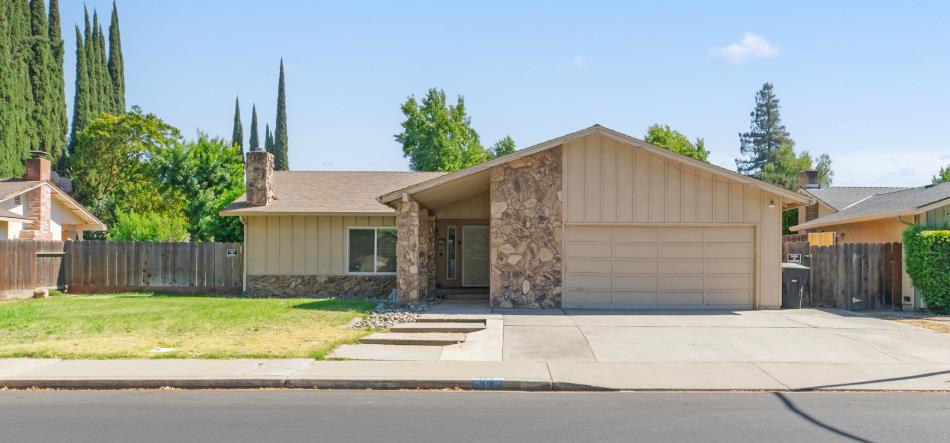 812 Sylvan Meadows Dr, Modesto, CA 95356