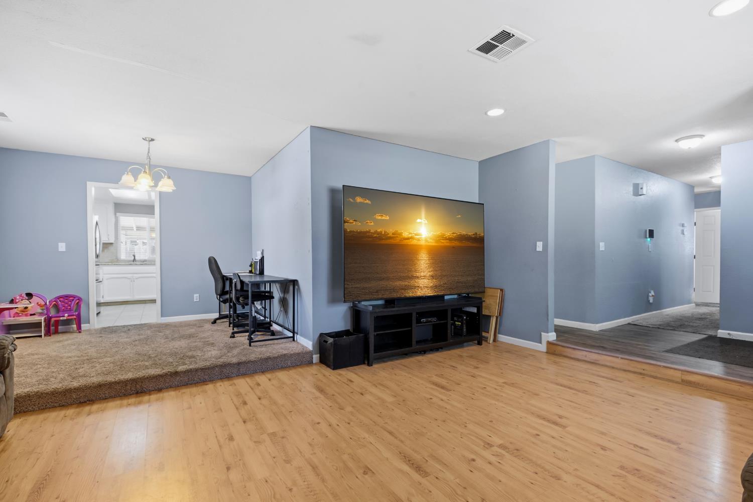812 Sylvan Meadows Dr, Modesto, CA 95356