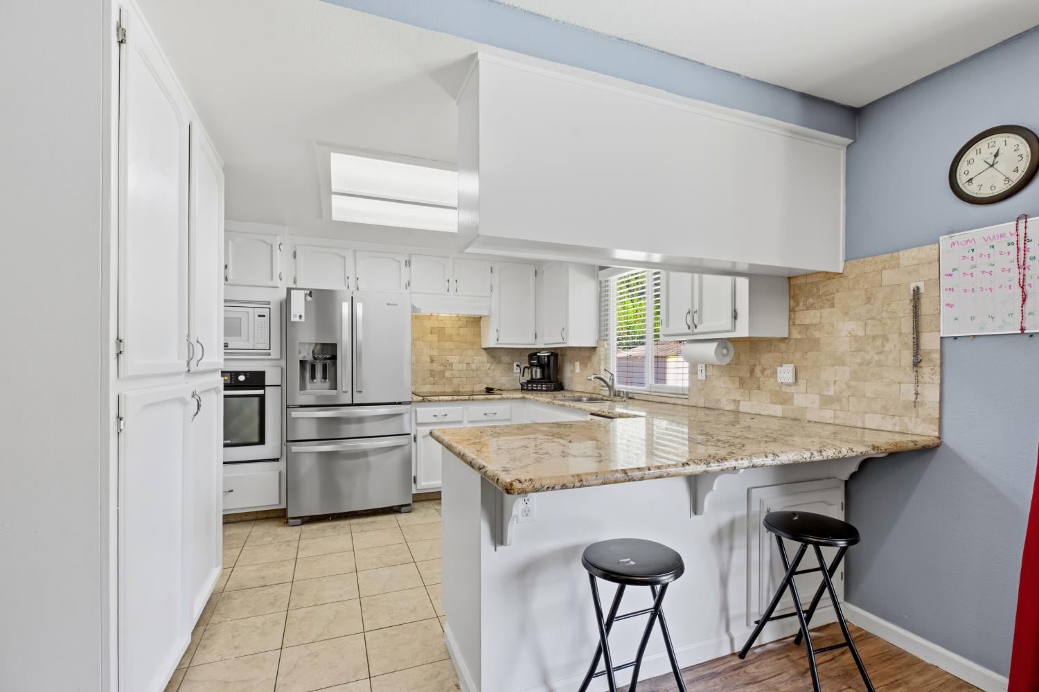 812 Sylvan Meadows Dr, Modesto, CA 95356
