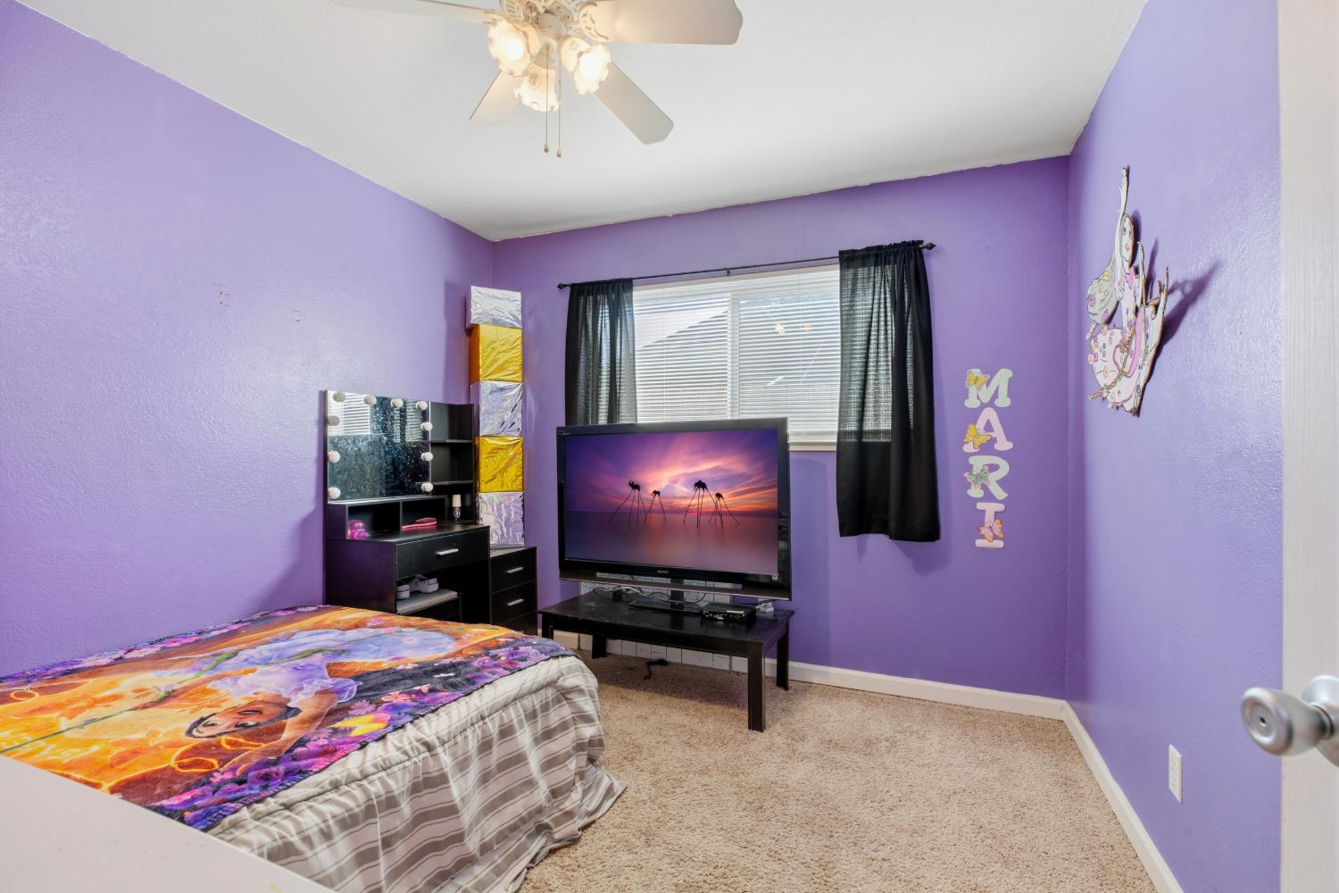 812 Sylvan Meadows Dr, Modesto, CA 95356