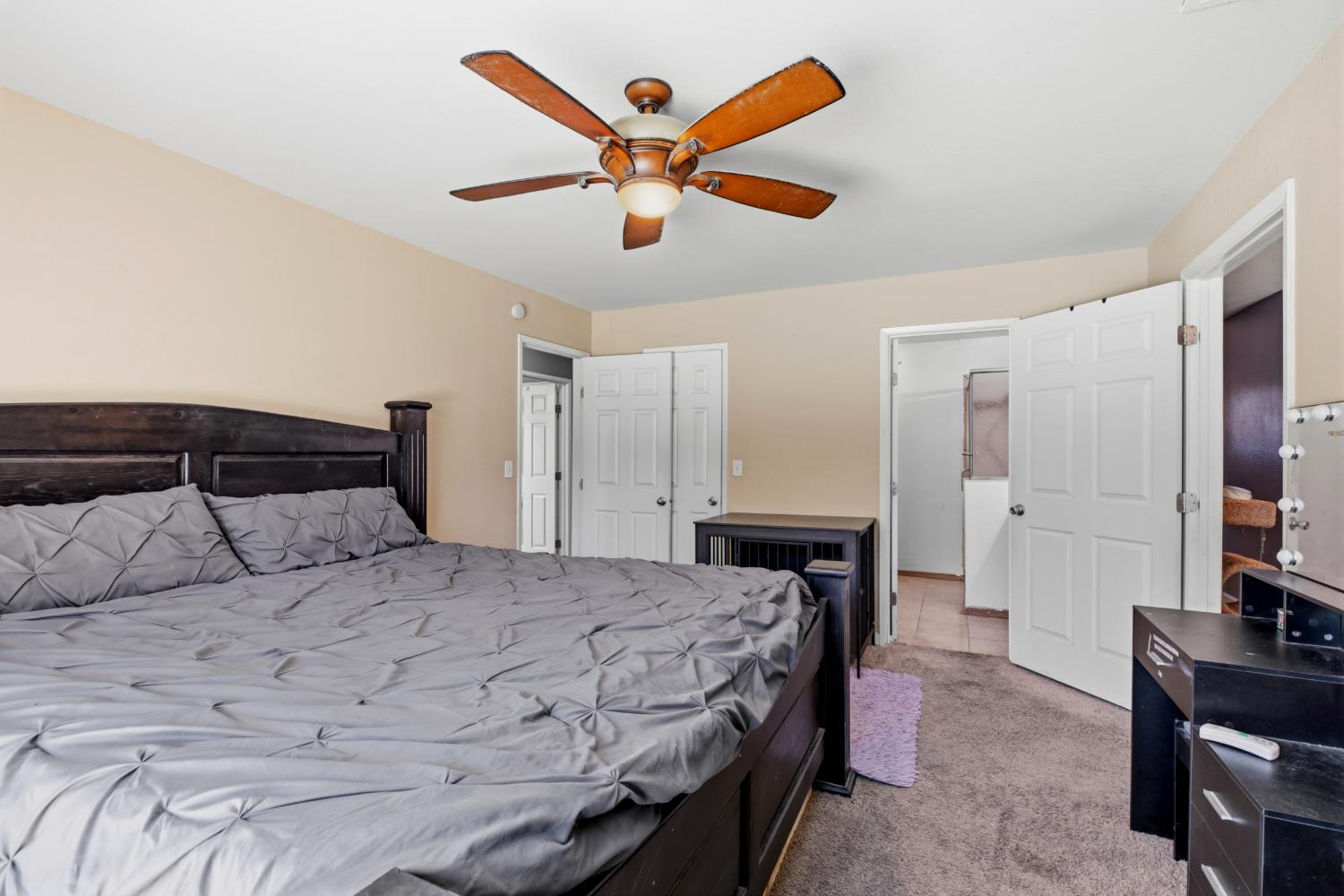 812 Sylvan Meadows Dr, Modesto, CA 95356