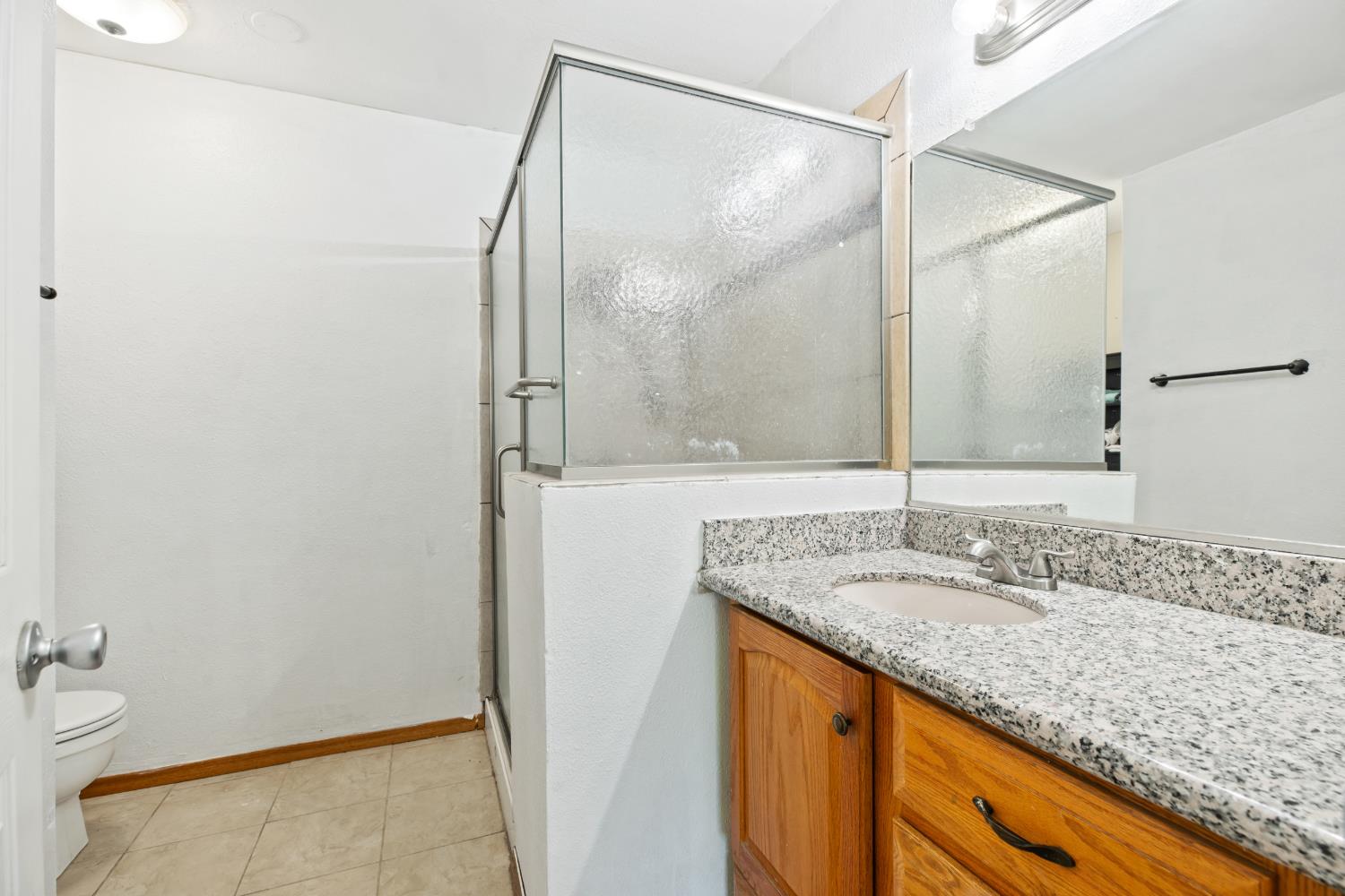 812 Sylvan Meadows Dr, Modesto, CA 95356