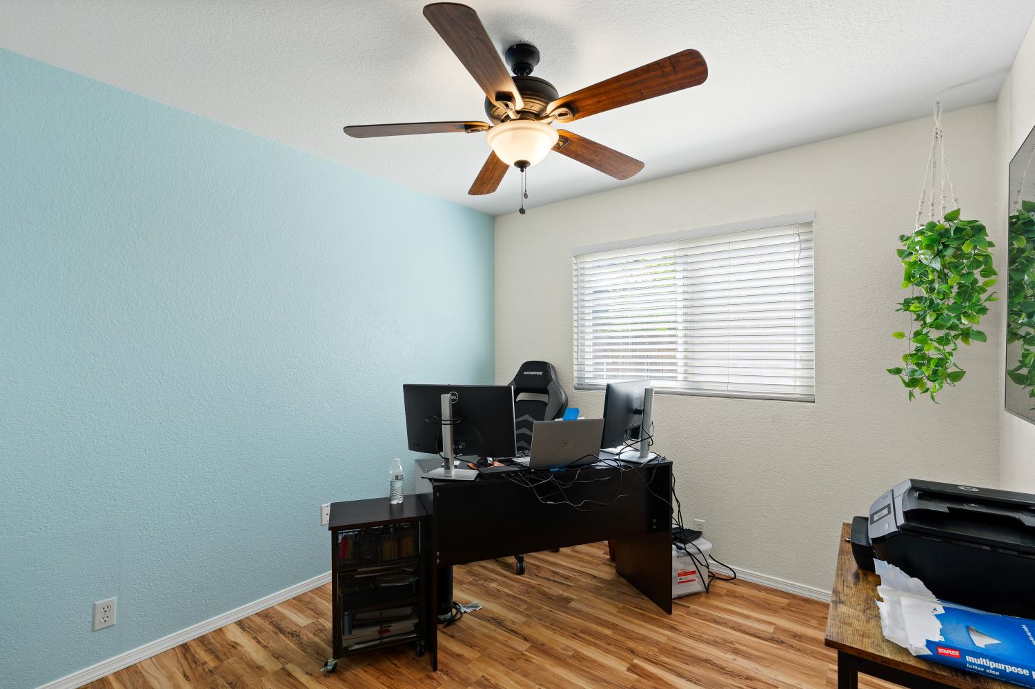 6163 Mohican Dr, Manteca, CA 95336