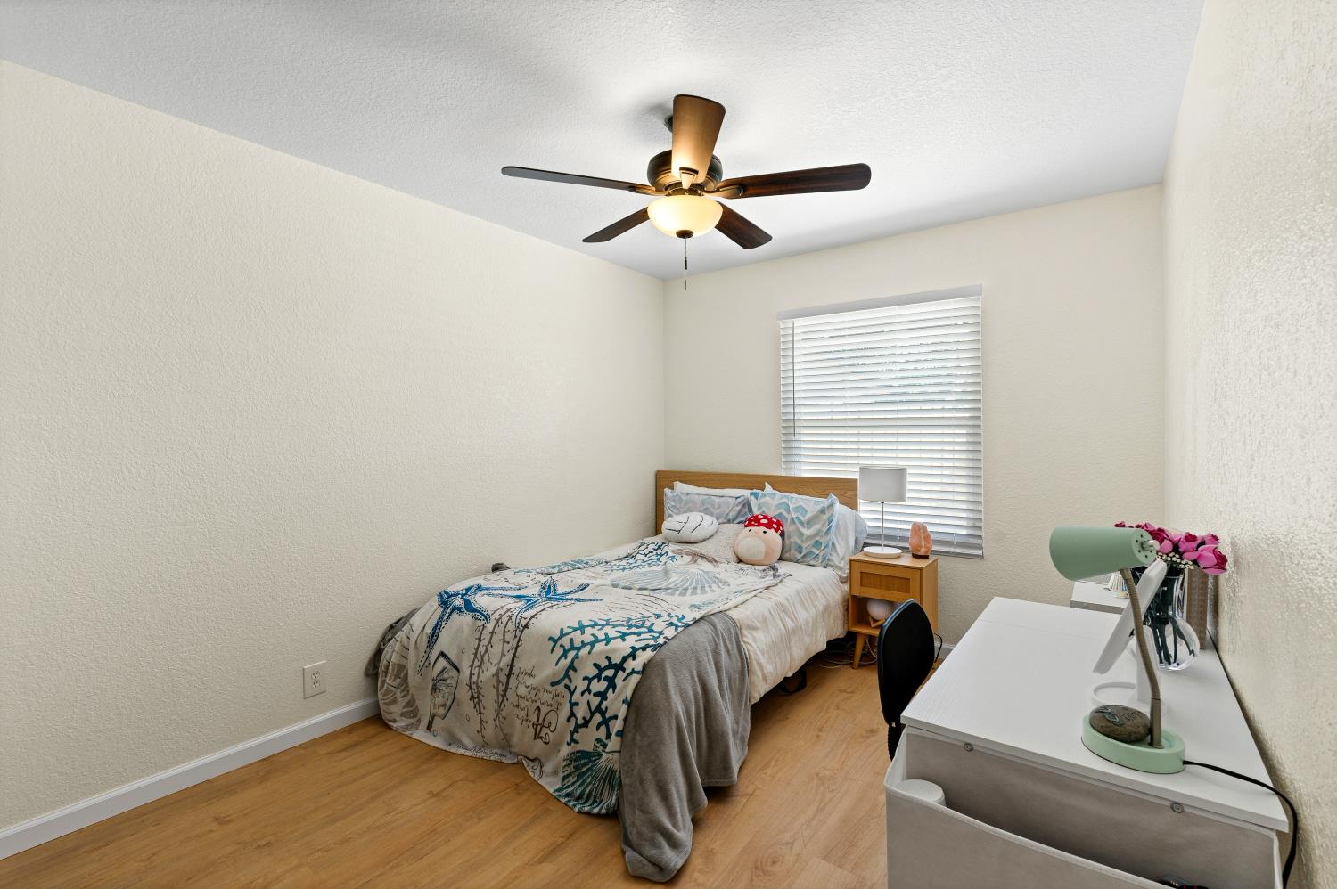 6163 Mohican Dr, Manteca, CA 95336